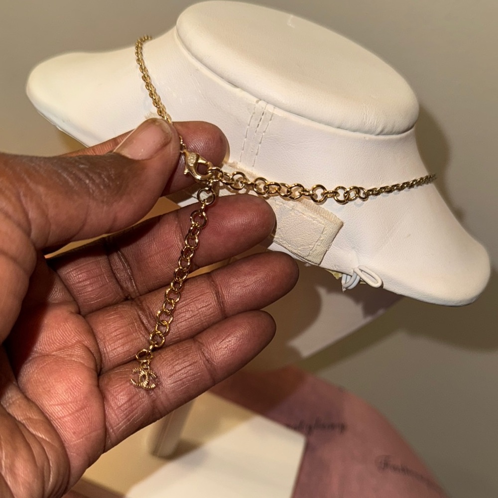 Fashion Jewelry Gold Charm Necklace - Picture 4 of 7